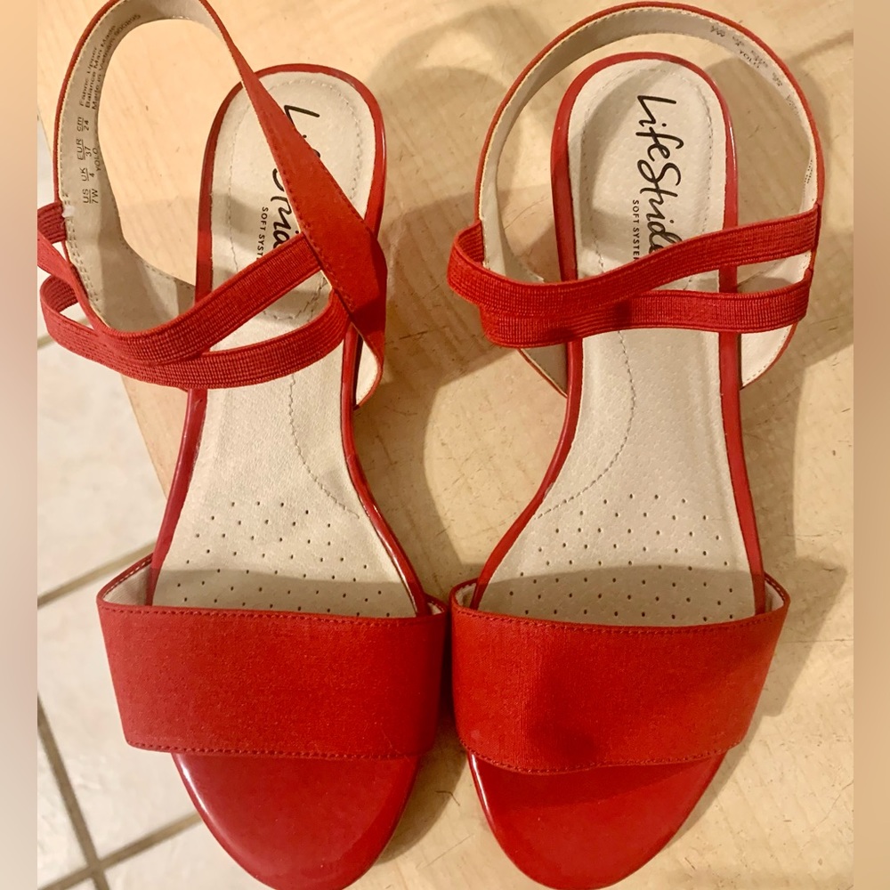 Life stride red kitten wedge